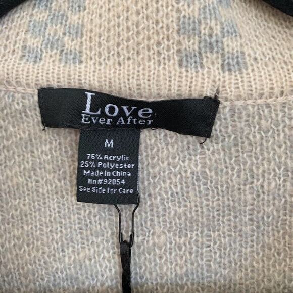 Love Ever After Cardigan Sweater Shacket Womens Size Medium Pockets Plaid Button - Picture 7 of 8